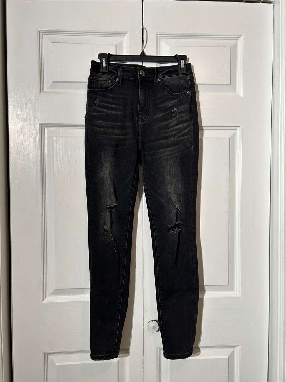 Risen Jeans Skinny High Rise Black Distressed Pockets Size 26 / 3